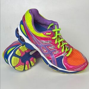 ASICS Gel Nimbus 14 size 6.